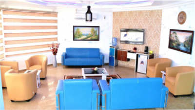 Comfortable VIP patient lounge